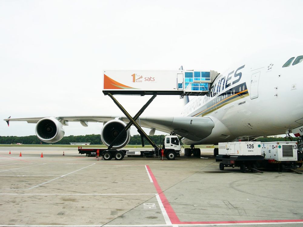 A380-12